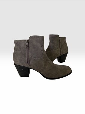 Allegra K Gray Ankle Boots Size 9
